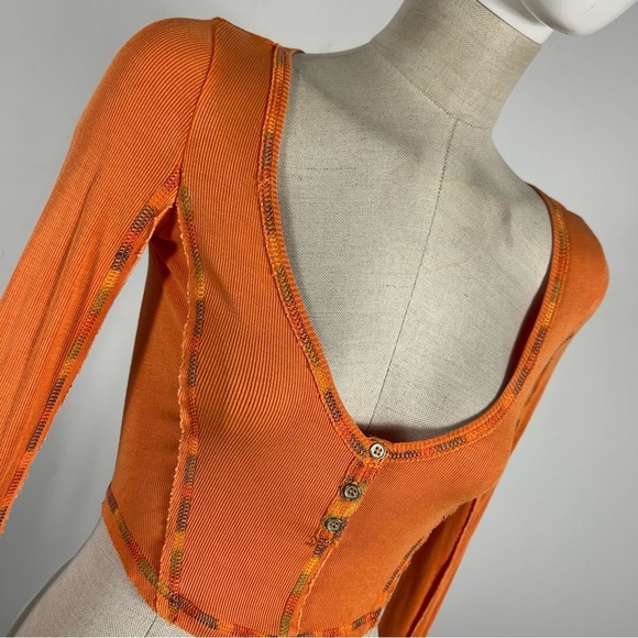 UO OUT FROM UNDER Orange Long Sleeve Crop Top XS - Picture 5 of 11